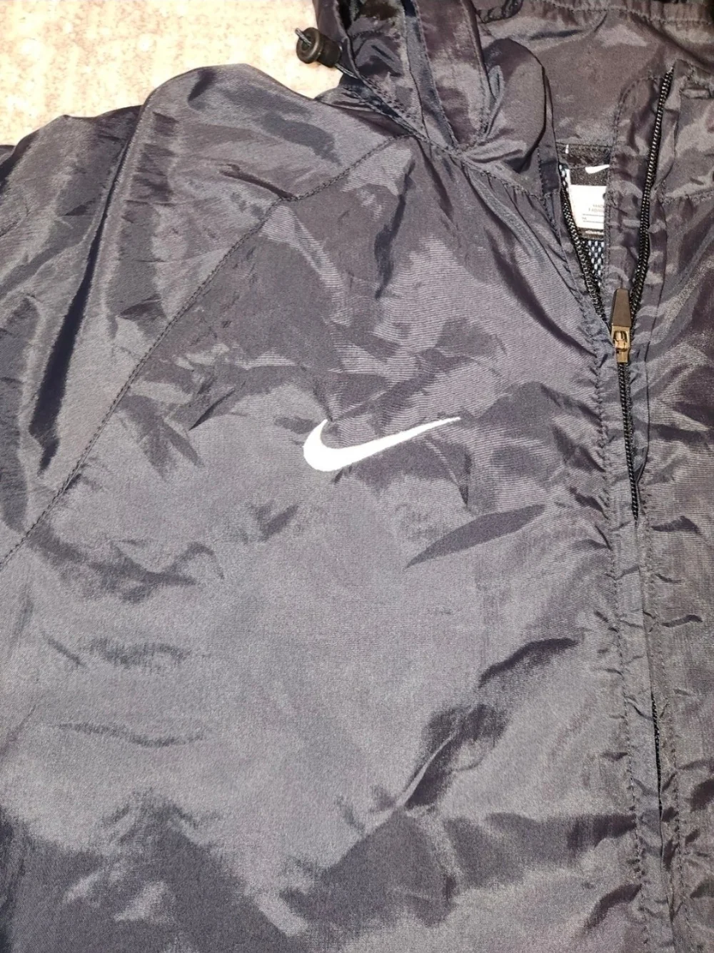 Nike Black Windbreaker Water Resistant Hooded Jacket Embroidered Swoosh Medium